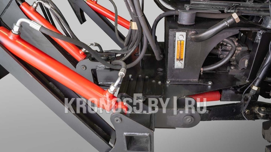 Навесной экскаватор Landformer 230